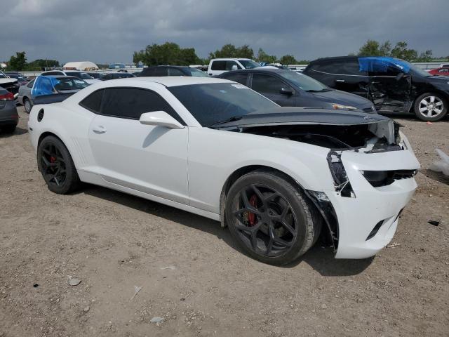 2G1FS1EW9E9288937 - 2014 CHEVROLET CAMARO SS WHITE photo 4
