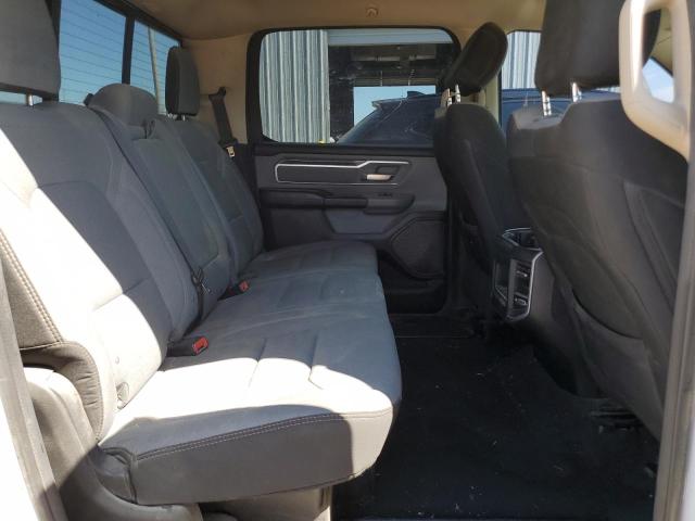 1C6SRFFT5KN910792 - 2019 RAM 1500 BIG HORN/LONE STAR WHITE photo 10