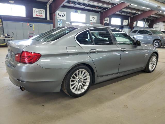 WBAFU7C56BDU55040 - 2011 BMW 535 XI GRAY photo 3