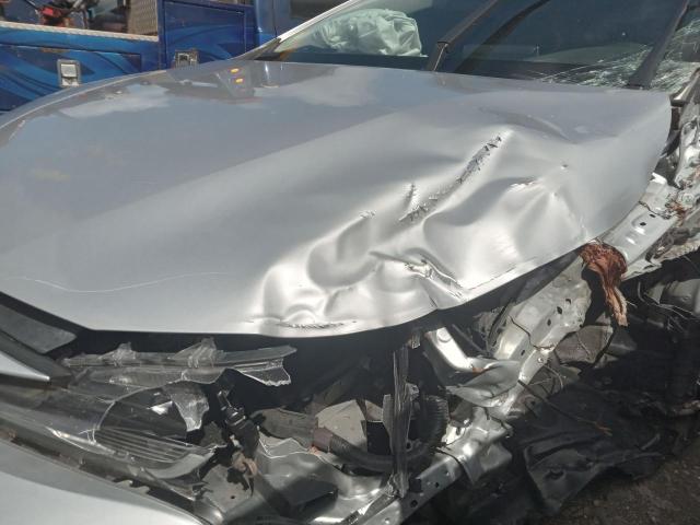 JTDEPRAE0LJ053327 - 2020 TOYOTA COROLLA LE SILVER photo 11