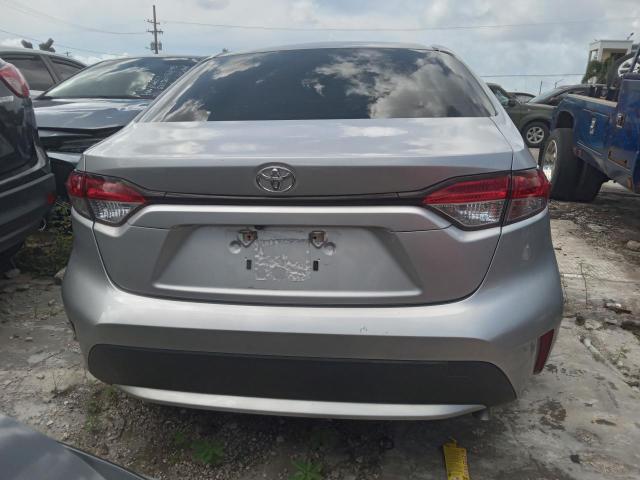 JTDEPRAE0LJ053327 - 2020 TOYOTA COROLLA LE SILVER photo 6