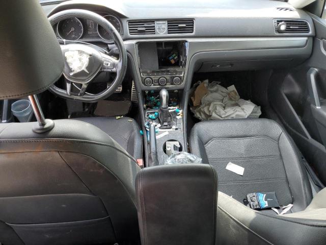 1VWDT7A32HC055681 - 2017 VOLKSWAGEN PASSAT R-LINE Grau Foto 8