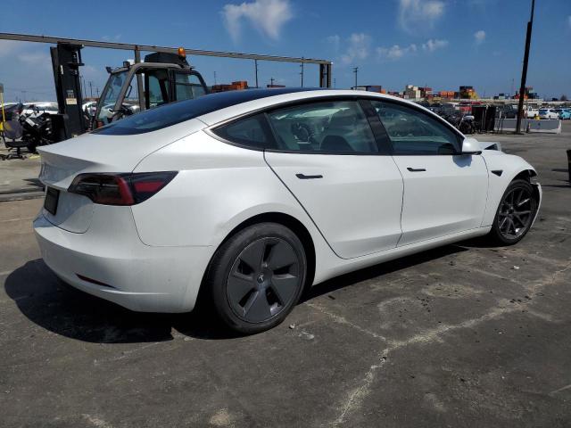 5YJ3E1EAXPF589253 - 2023 TESLA MODEL 3 WHITE photo 3