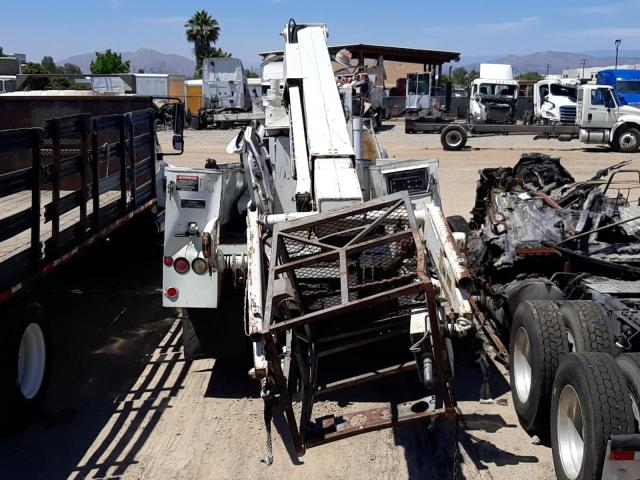 3FRNF6FB1FV712875 - 2015 FORD F650 SUPER DUTY WHITE photo 6