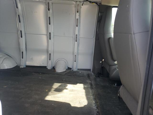 1GCWGAFP0P1247586 - 2023 CHEVROLET EXPRESS G2 WHITE photo 11