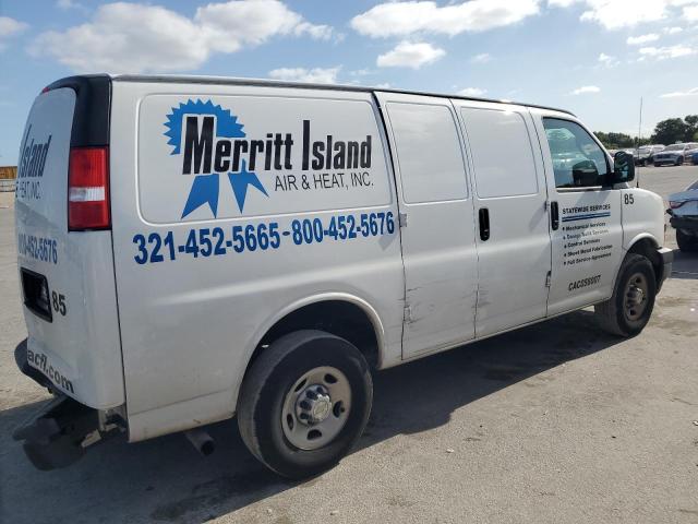 1GCWGAFP0P1247586 - 2023 CHEVROLET EXPRESS G2 WHITE photo 3