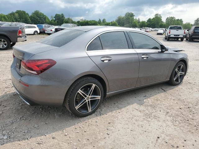 W1K3G4FB0NJ365469 - 2022 MERCEDES-BENZ A 220 4MATIC GRAY photo 3