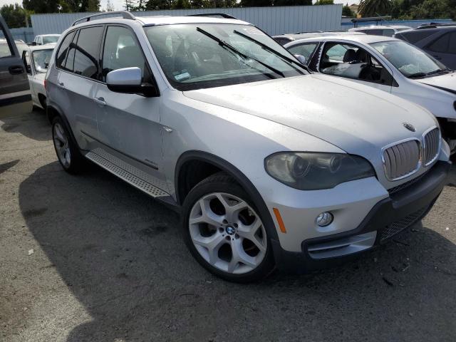 5UXFE83519L309407 - 2009 BMW X5 XDRIVE48I SILVER photo 4