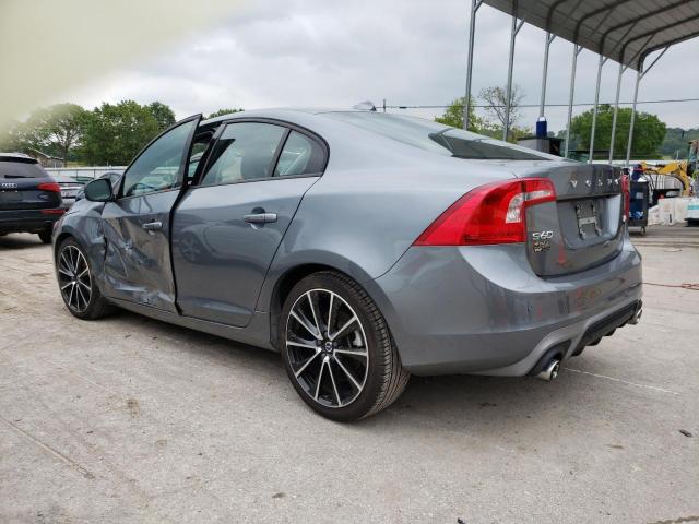 YV126MFL6J2451207 - 2018 VOLVO S60 DYNAMIC GRAY photo 2