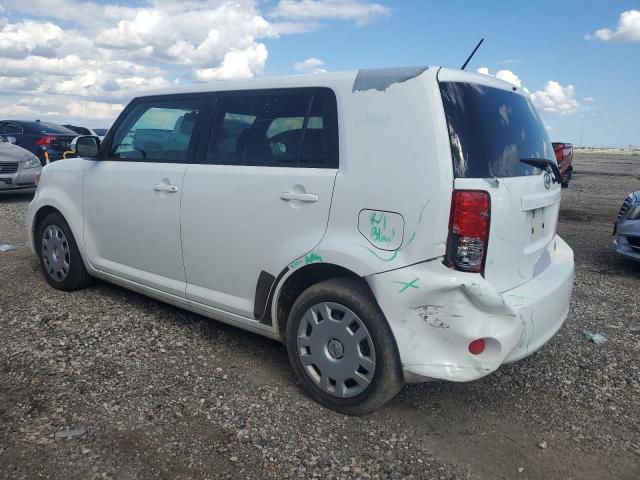 JTLZE4FE6CJ015043 - 2012 TOYOTA SCION XB WHITE photo 2