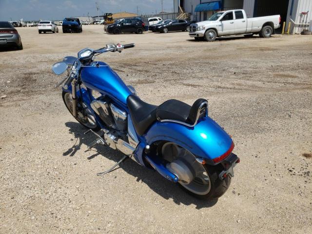 JH2SC6103CK200520 - 2012 HONDA VT1300 CX BLUE photo 3