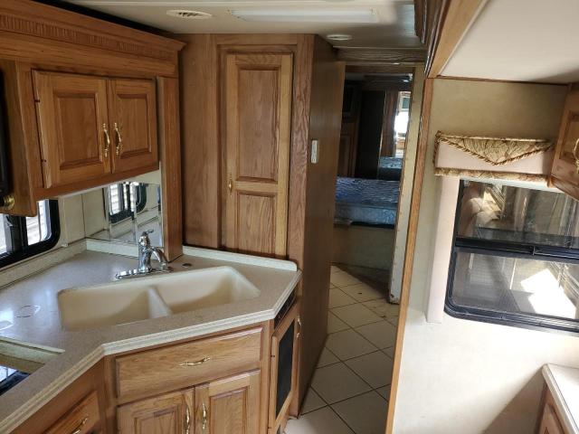 1RF13564332020196 - 2003 ROADMASTER RAIL MONOCOQUE TWO TONE photo 6