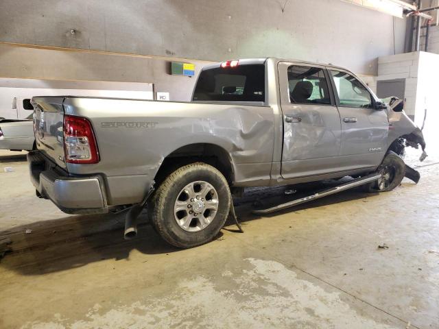 3C6UR5DL9NG195826 - 2022 RAM 2500 BIG HORN/LONE STAR SILVER photo 3