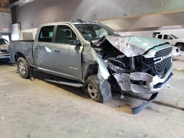 3C6UR5DL9NG195826 - 2022 RAM 2500 BIG HORN/LONE STAR SILVER photo 4