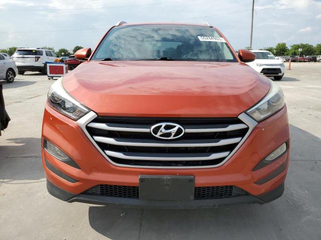 KM8J33A4XHU269038 - 2017 HYUNDAI TUCSON LIMITED ORANGE photo 5