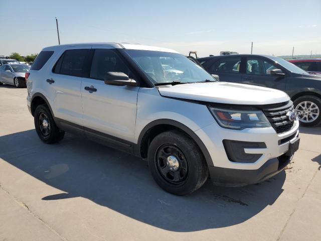 1FM5K8AR2HGB16021 - 2017 FORD EXPLORER POLICE INTERCEPTOR SILVER photo 4