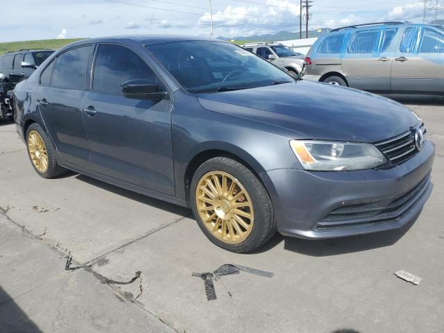 3VW1K7AJ9FM348039 - 2015 VOLKSWAGEN JETTA BASE 灰色 照片 4