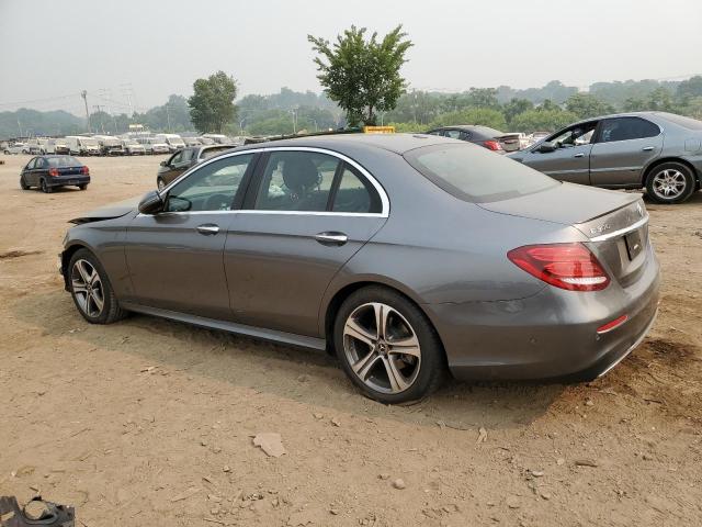 WDDZF4JB7JA338526 - 2018 MERCEDES-BENZ E 300 GRAY photo 2