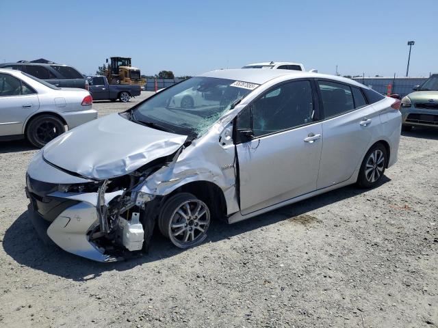 JTDKARFPXJ3073715 - 2018 TOYOTA PRIUS PRIM SILVER photo 1