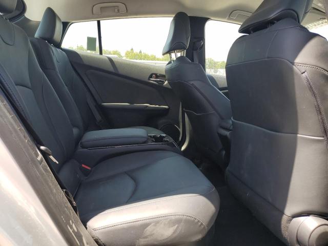 JTDKARFPXJ3073715 - 2018 TOYOTA PRIUS PRIM SILVER photo 10