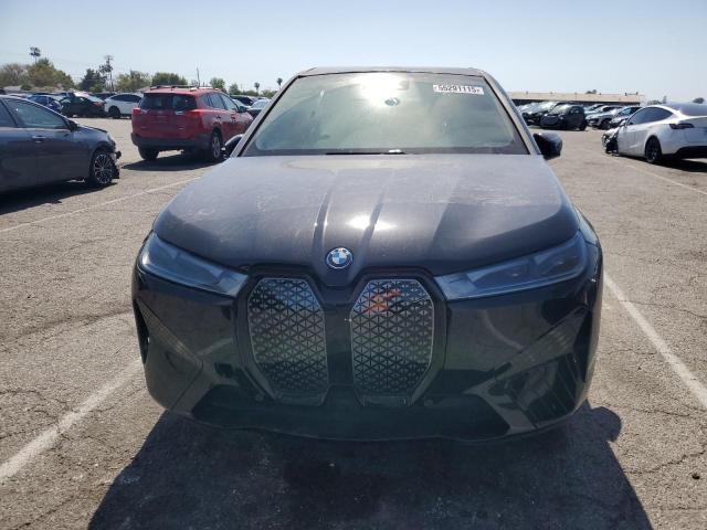 WB523CF02SCS06555 - 2025 BMW IX XDRIVE50 BLACK photo 5