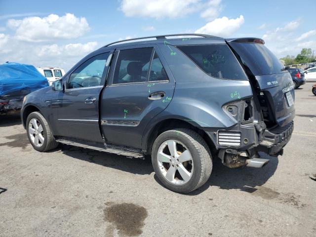 4JGBB8GB7BA700311 - 2011 MERCEDES-BENZ ML 350 4MATIC GRAY photo 2