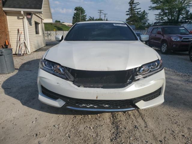 1HGCT1A37HA001415 - 2017 HONDA ACCORD LX-S WHITE photo 5