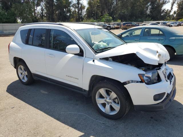 1C4NJDEB7GD661659 - 2016 JEEP COMPASS LATITUDE WHITE photo 4