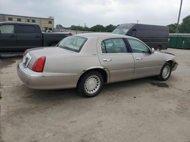 1LNHM81WXYY935575 - 2000 LINCOLN TOWN CAR EXECUTIVE BEIGE photo 3