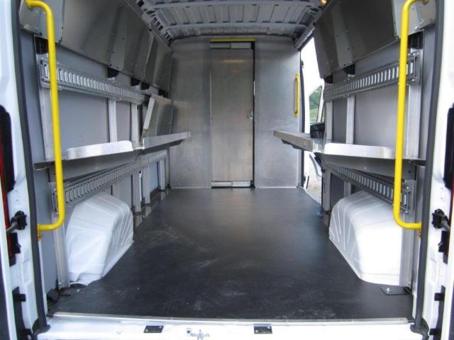 3C6LRVDG6NE116543 - 2022 RAM PROMASTER 2500 HIGH 白色 照片 6