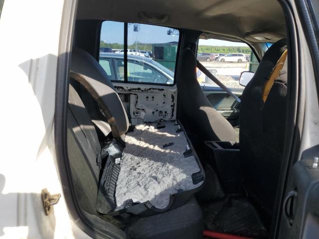 1J4GL48K33W541364 - 2003 JEEP LIBERTY SPORT WHITE photo 10