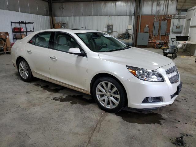 1G11H5SAXDF179434 - 2013 CHEVROLET MALIBU LTZ 白色 照片 4