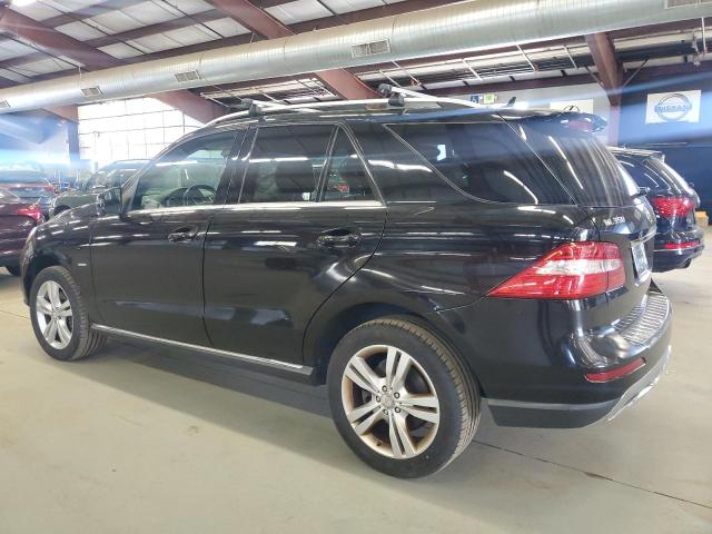 4JGDA5HB5CA024077 - 2012 MERCEDES-BENZ ML 350 4MATIC BLACK photo 2