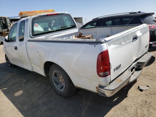 1FTRX17LXWKB94722 - 1998 FORD F150 WHITE photo 3