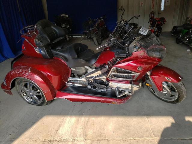 JH2SC68G6DK100724 - 2013 HONDA GL1800 G RED photo 9