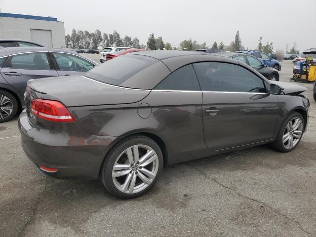 WVWFW8AH6EV007282 - 2014 VOLKSWAGEN EOS LUX BROWN photo 3