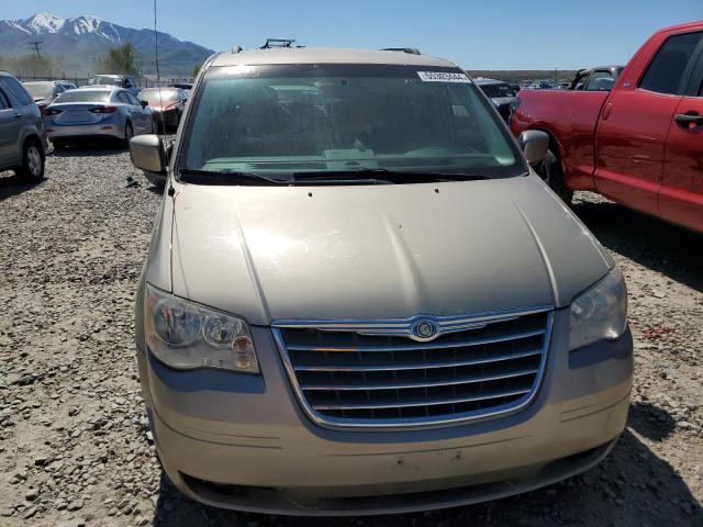 2A8HR54129R673893 - 2009 CHRYSLER TOWN & COU TOURING TAN photo 5