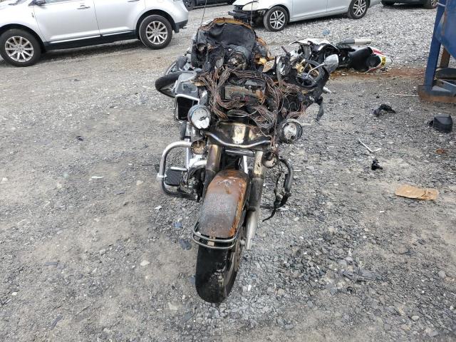 1HD1FCW156Y674349 - 2006 HARLEY-DAVIDSON FLHTCUI 烧焦的 照片 2