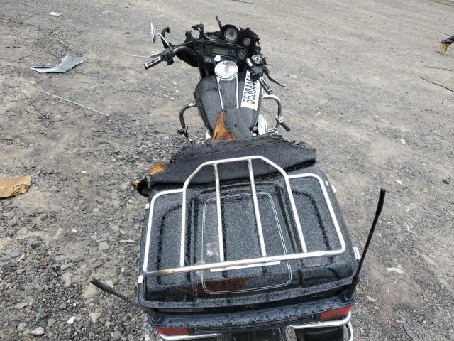 1HD1FCW156Y674349 - 2006 HARLEY-DAVIDSON FLHTCUI 烧焦的 照片 6