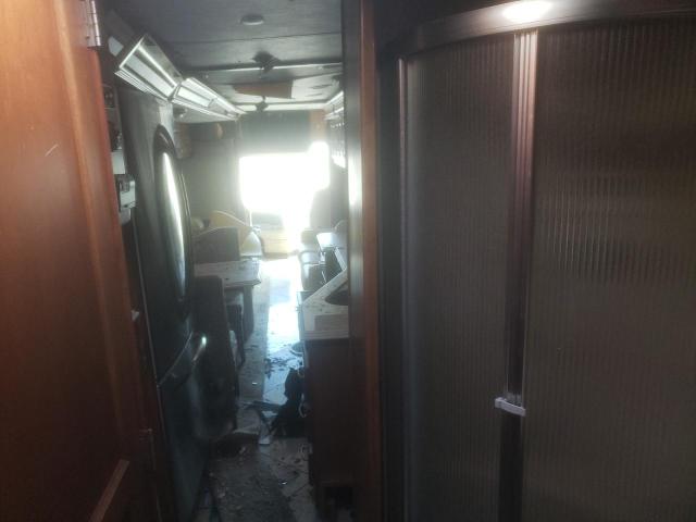 4UZACHBS2BCBA5384 - 2011 FREIGHTLINER CHASSIS XC ორფეროვანი ფოტო 5