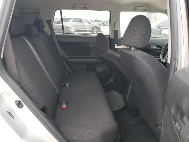 JTLZE4FEXA1108869 - 2010 TOYOTA SCION XB SILVER photo 11