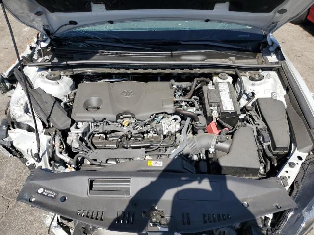 4T1G11AK7RU227592 - 2024 TOYOTA CAMRY SE NIGHT SHADE WHITE photo 11