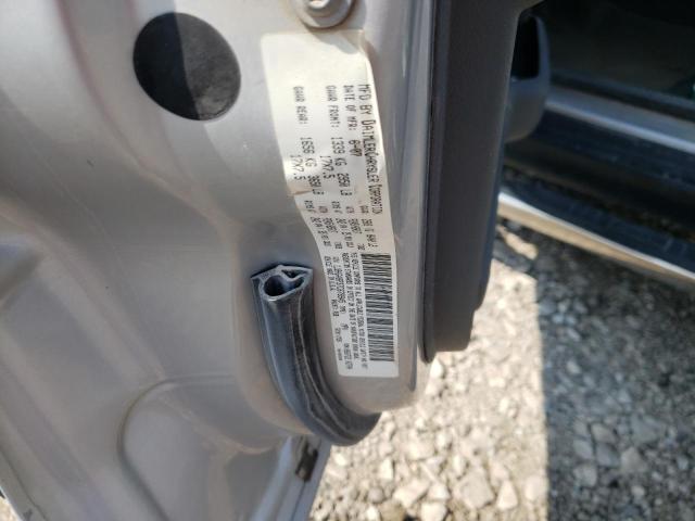 1J8HG48P37C678945 - 2007 JEEP COMMANDER 银色 照片 13