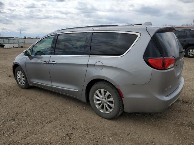 2C4RC1BG8JR110641 - 2018 CHRYSLER PACIFICA TOURING L SILVER photo 2