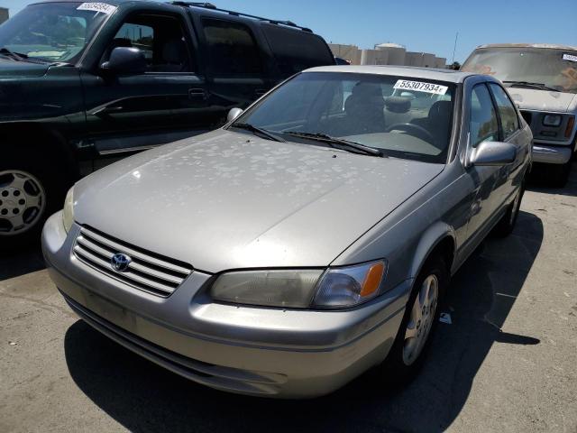 1999 TOYOTA CAMRY LE, 