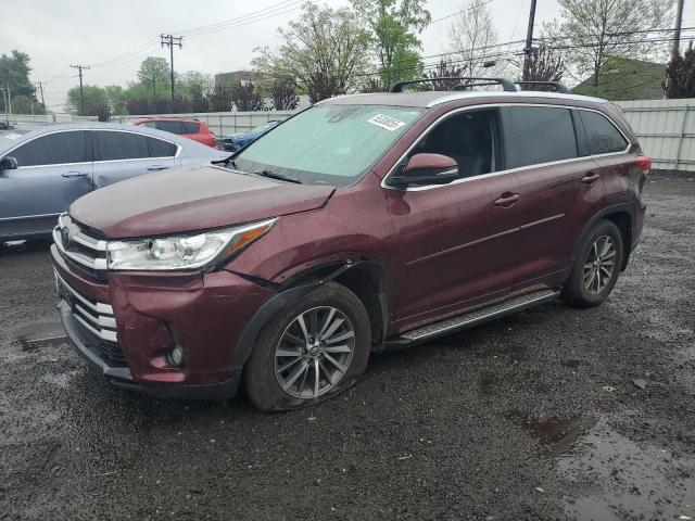 2017 TOYOTA HIGHLANDER SE, 