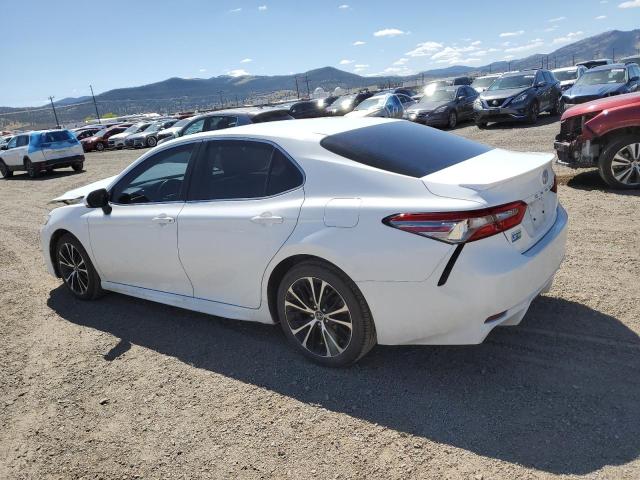 4T1B11HK3JU134847 - 2018 TOYOTA CAMRY L თეთრი ფოტო 2