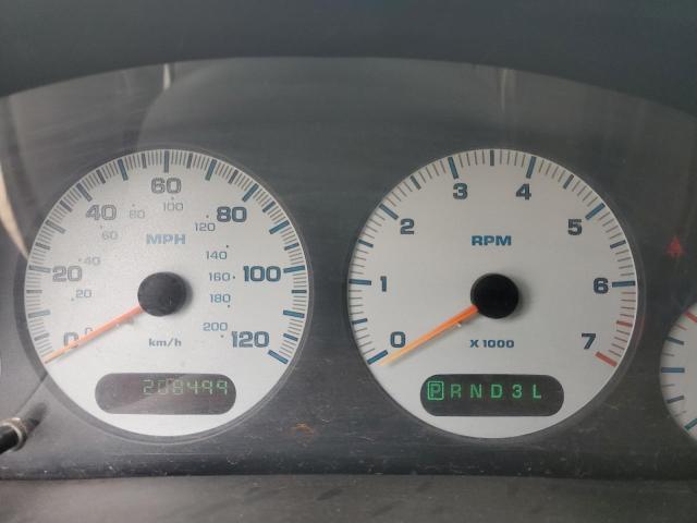 2C4GP24393R304867 - 2003 CHRYSLER TOWN & COU 银色 照片 9