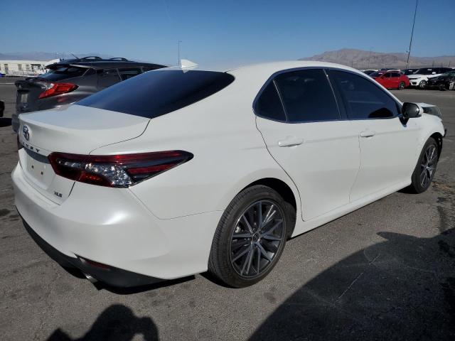 4T1F11AKXPU184861 - 2023 TOYOTA CAMRY XLE 白色 照片 3