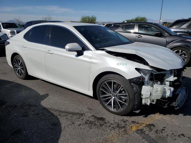 4T1F11AKXPU184861 - 2023 TOYOTA CAMRY XLE 白色 照片 4